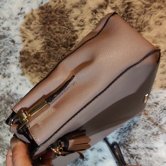 Nine West Shoulder Bag - Picture 8 of 9